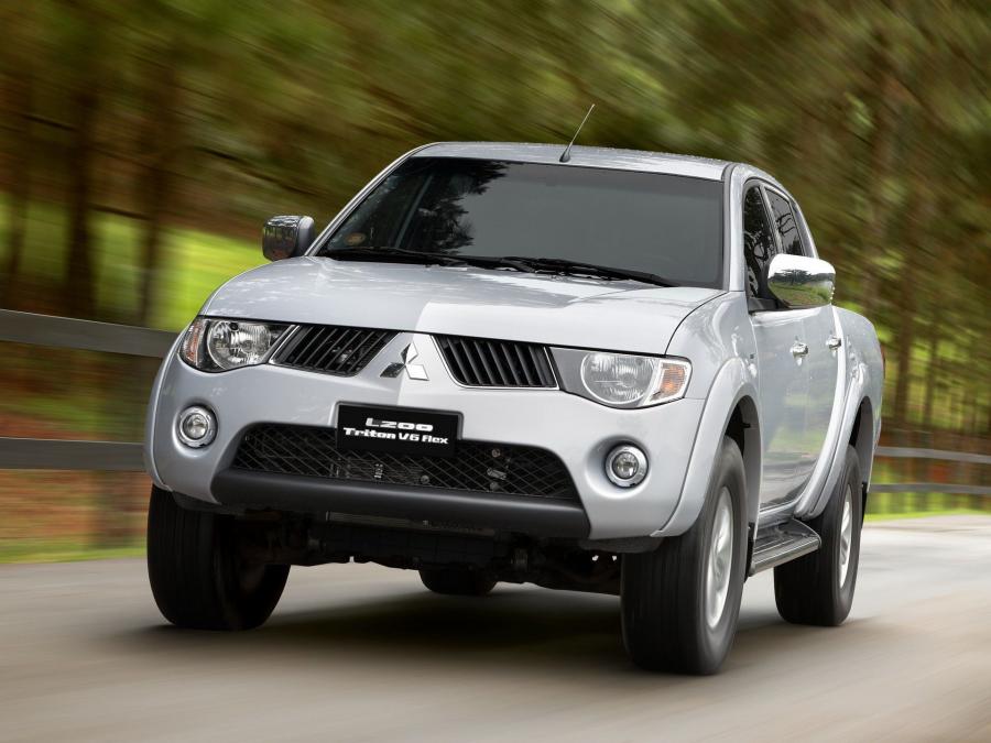 Mitsubishi L200 Triton 2007 года  (BR) (фото 2 из 3)
